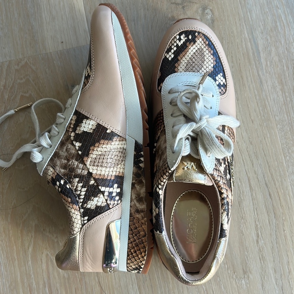 Brand New Size 7 Sneakers